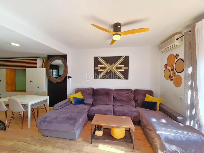 Foto ebf82b60-e960-4fce-8d52-89854b3e87e9. Casa pareada soleada casa adosada de 3 dormitorios en esquina con jardín privado! en Manilva