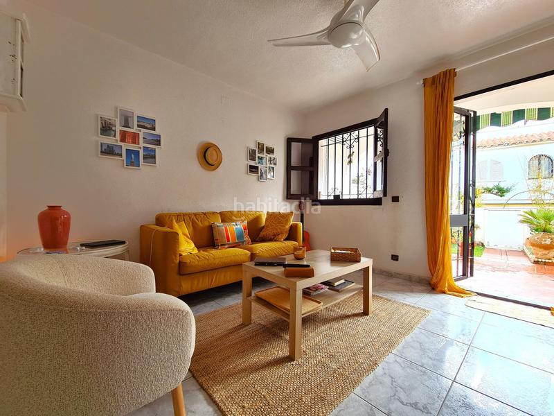 Foto 9aef7406-f493-45ea-a5eb-379998381025. Casa bifamiliare in Chullera Manilva