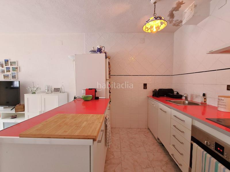 Foto fa5ee67e-8c0d-4090-91d0-9e28bff25e08. Casa bifamiliare in Chullera Manilva