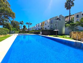Casa adossada a Bahía de Casares. Magnifica casa adosada de 3 dormitorios en casares costa