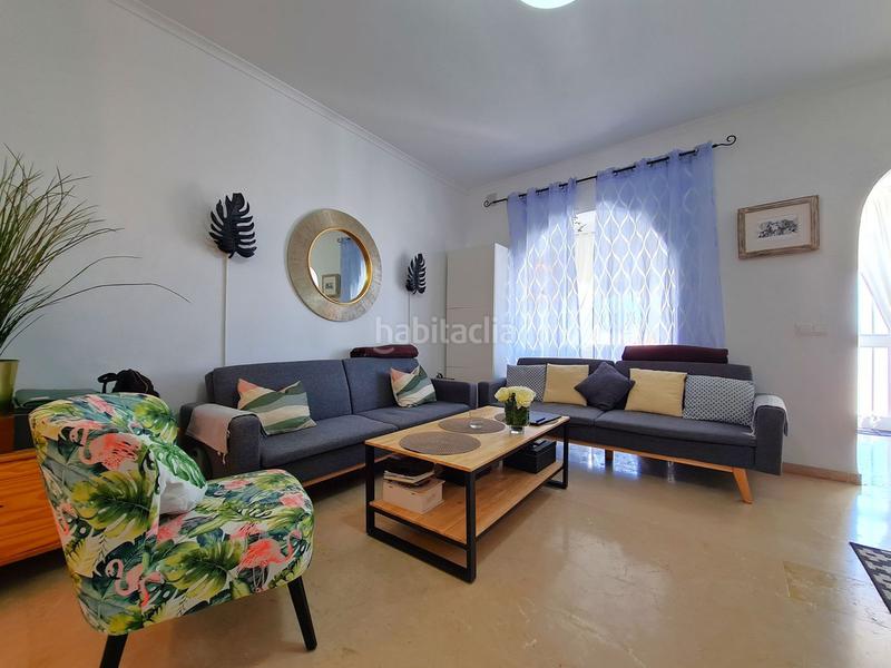 Foto 176ab44a-f378-4b11-a41b-73d090552361. Erdgeschoss mit pool in Alcorrín Manilva