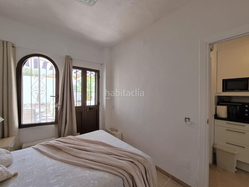 Foto 1fc0b501-2ab4-4a83-a705-b8a1d6712890. Erdgeschoss mit pool in Alcorrín Manilva
