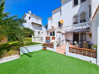 Planta baixa a Alcorrín. Fantástico apartamento en planta baja con amplio jardín privado