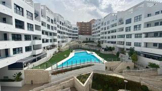 Appartement à Centro. Magnifico apartamento de 3 dormitorios en estepona centro