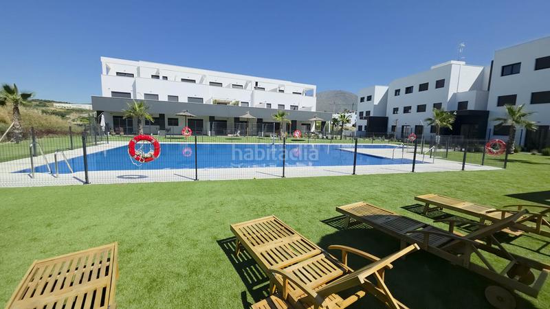 Foto 0b5f728d-bbae-4633-a6fd-57cdd6cb8906. Planta baixa amb aparcament piscina a Centro Estepona
