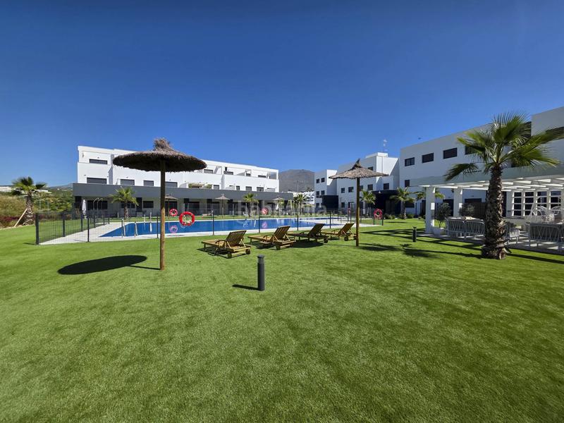 Foto 6ffd014c-13c9-44ad-9275-9ac6f3f12b20. Planta baixa amb aparcament piscina a Centro Estepona