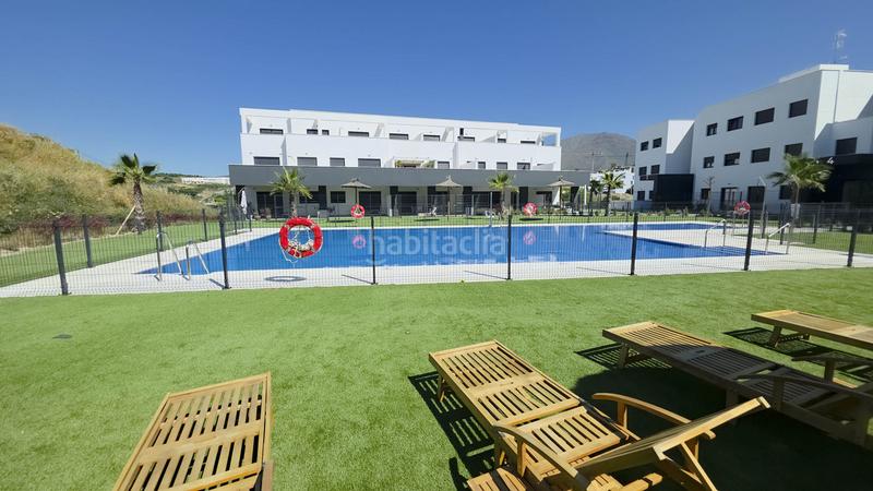 Foto cc876b43-3f60-4095-8685-c3c0609cbbec. Planta baixa amb aparcament piscina a Centro Estepona