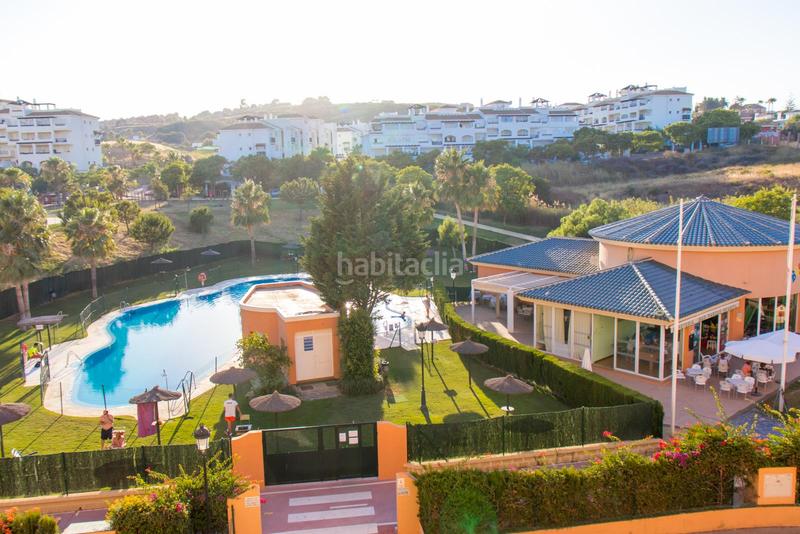 Foto 72710f08-0340-4d7a-8b4c-c7bdf9169bb5. Apartament amb aparcament a San Luis de Sabinillas Manilva