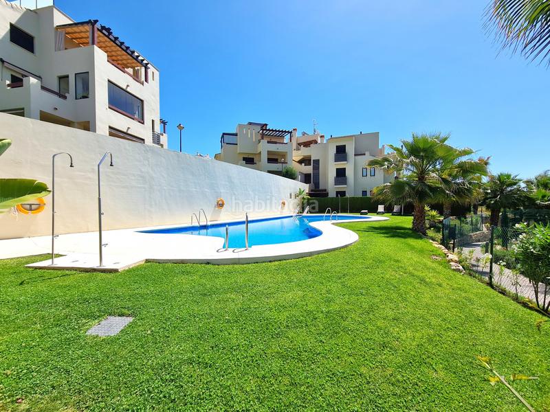 Foto 896915b1-6a77-4af4-899e-c27bf83d619f. Apartamento magnifico apartamento en esquina de 3 dormitorios con gran jardín en Estepona