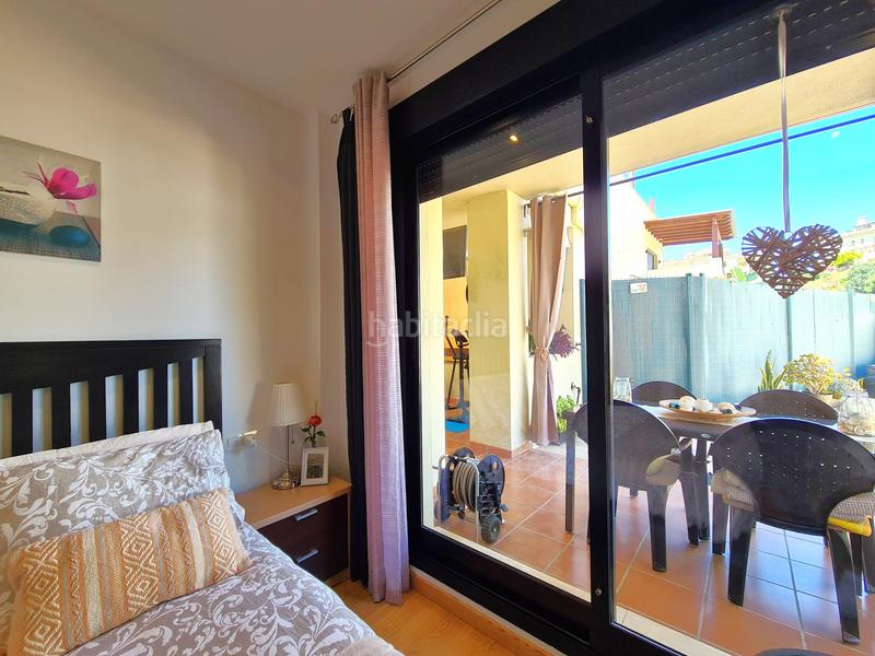 Foto bd889b7c-85bc-4df7-8330-3495370a07fe. Apartamento magnifico apartamento en esquina de 3 dormitorios con gran jardín en Estepona