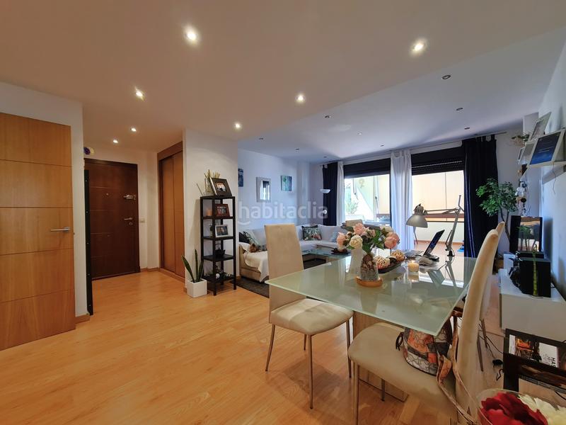 Foto db6bc86f-c9b7-4d6a-952b-b07a509a018f. Apartamento magnifico apartamento en esquina de 3 dormitorios con gran jardín en Estepona