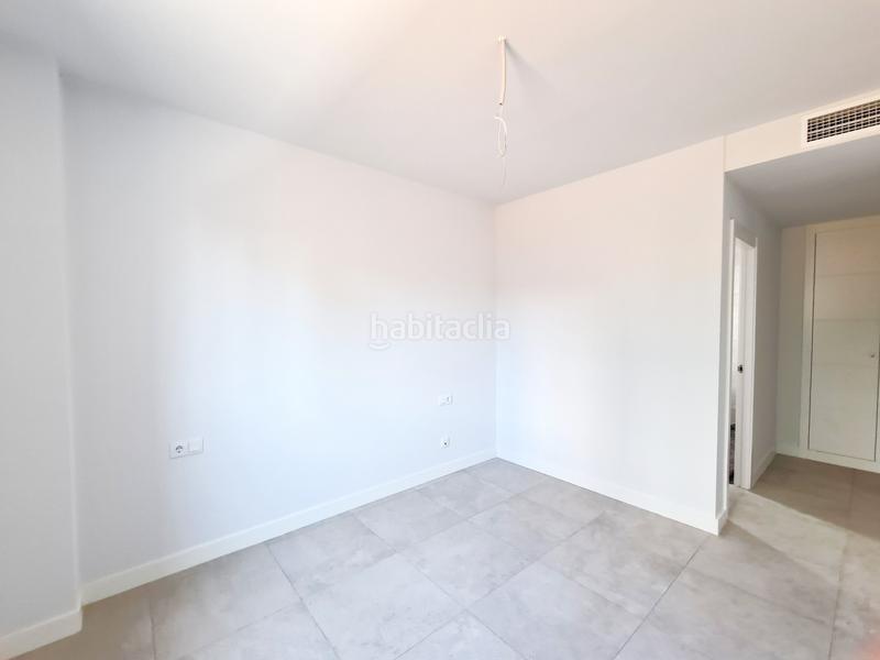 Foto a8a2a1e8-cf90-4689-a769-4379c1ce47a4. Ático magnifico atico de 3 dormitorio con gran solarium en Estepona