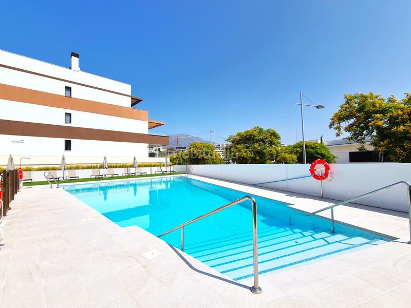 Foto b3d8d34c-8550-4d43-be94-a54bfce936e8. Ático magnifico atico de 3 dormitorio con gran solarium en Estepona