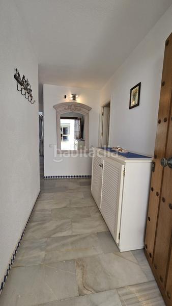 Foto 37672fcb-633a-4c73-92be-bb7e52116cac. Ático exclusiva vivienda con vistas al mar en primera línea de playa terraza de ensueño y acceso directo al paseo marítimo en Estepona
