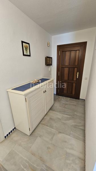Foto 424ea31a-298a-46f6-84e5-7eb6d1708505. Ático exclusiva vivienda con vistas al mar en primera línea de playa terraza de ensueño y acceso directo al paseo marítimo en Estepona