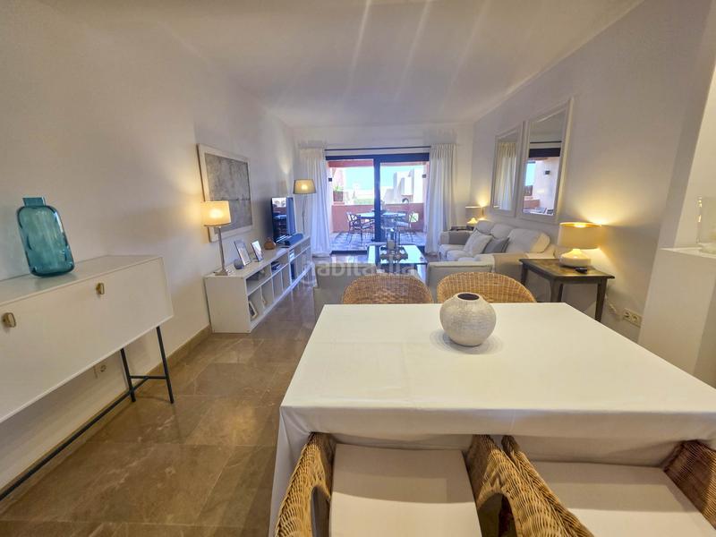 Foto 17268662-551c-4e03-80e7-61adb281b67b. Apartamento elegante apartamento de 2 dormitorios con amplia terraza en la duquesa vistas abiertas, confort y entorno privilegiado en Manilva