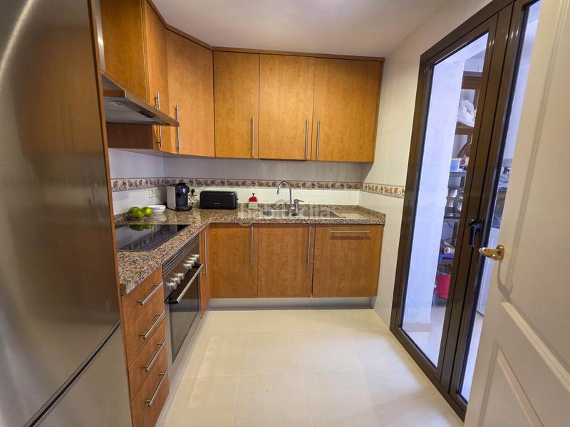 Foto 5b24d22c-7025-4346-b866-b0d257e5b3b4. Apartamento elegante apartamento de 2 dormitorios con amplia terraza en la duquesa vistas abiertas, confort y entorno privilegiado en Manilva