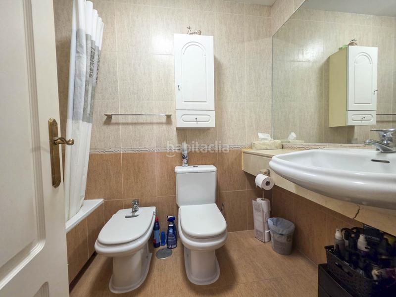 Foto 1f21c6b1-a7b5-4c14-9214-22bc0453d016. Semi detached house with parking pool in La Duquesa Manilva