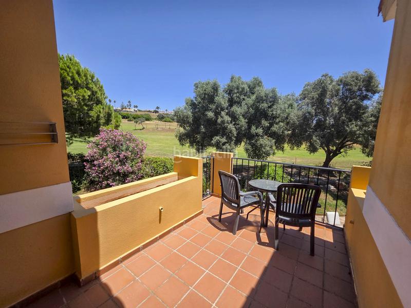 Foto 235807c7-45a0-43ae-b49f-45781d1ca1bc. Semi detached house with parking pool in La Duquesa Manilva