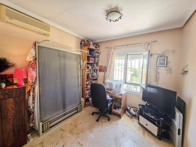 Foto 3241de0d-76db-489a-a59a-8a34f73df687. Semi detached house with parking pool in La Duquesa Manilva