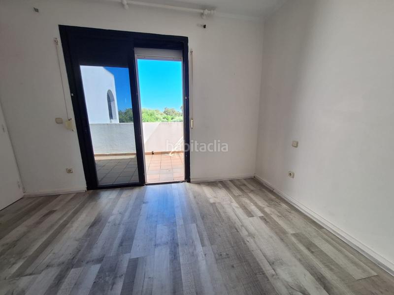 Foto 58f9b11b-20cb-4e2b-9d43-5f7f7baa8b98. Dúplex  en venta en jardines ! en Sotogrande costa Sotogrande