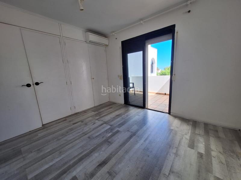 Foto 732bdd79-860e-42c3-9e6f-15879c7a1a52. Dúplex  en venta en jardines ! en Sotogrande costa Sotogrande