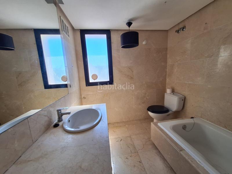 Foto 7957c795-86aa-4a78-946c-5e35805506f0. Dúplex  en venta en jardines ! en Sotogrande costa Sotogrande