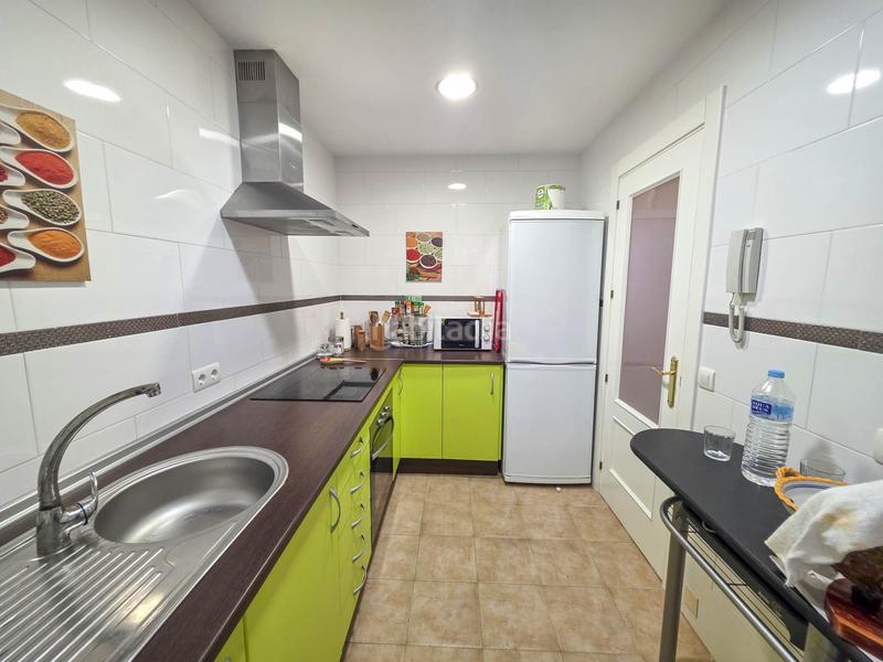 Foto 84a2c007-c069-451e-b61f-a1d46a280f06. Apartamento en noria la 1 apartamento en primera línea de playa con vistas al mar San Luis de Sabinillas en Manilva