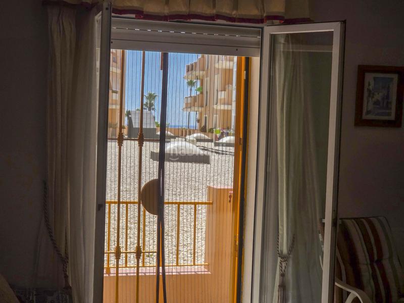Foto f47ae8de-3a1c-4567-9333-76f98a6de5c4. Apartamento en noria la 1 apartamento en primera línea de playa con vistas al mar San Luis de Sabinillas en Manilva