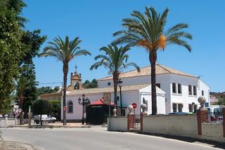 Casa a Casares pueblo. Casa en planta baja con patio y garaje  secadero, manilva