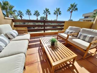 Apartament  Puerto sotogrande (ps) 26. Piso con terraza y piscina en puerto de sotogrande  la marina