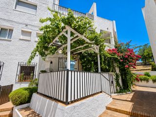 Apartament a La Duquesa. Encantadora vivienda renovada con estilo nórdico en una ubicació