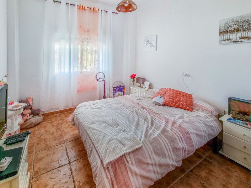 Foto 8a9bfa5d-881c-4e14-a9db-4fbca6856dd0. Casa amb aparcament piscina a Casares pueblo Casares
