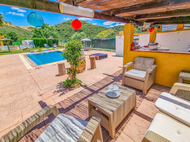 Foto 8fb8bb87-806c-4077-9c4e-c0da82797944. Casa amb aparcament piscina a Casares pueblo Casares
