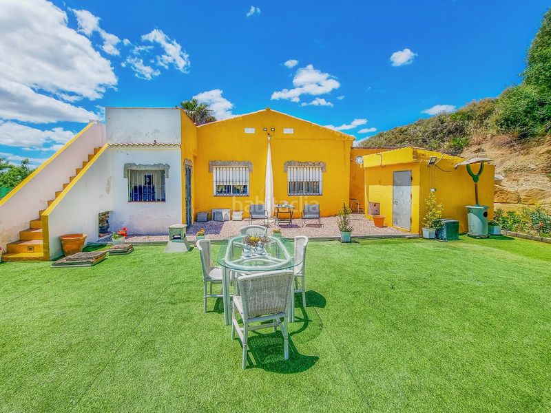 Foto d22ea786-7bb6-41a1-92e4-c719a4bf6337. Casa amb aparcament piscina a Casares pueblo Casares