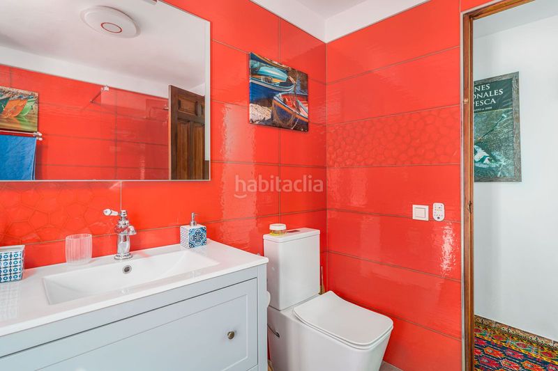 Foto 63d9c53e-9e69-4620-8b25-397ba9f768c3. Casa amb aparcament piscina a Casares pueblo Casares