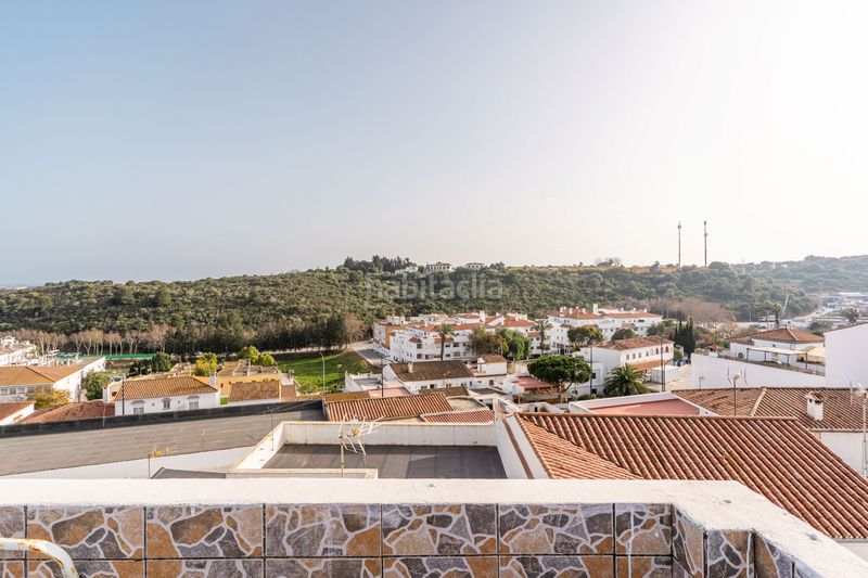 Foto 9e0c3236-4943-440c-b32c-100cbda4e43b. Casa adossada amb aparcament a San Enrique-Guadiaro-Pueblo Nuevo Sotogrande