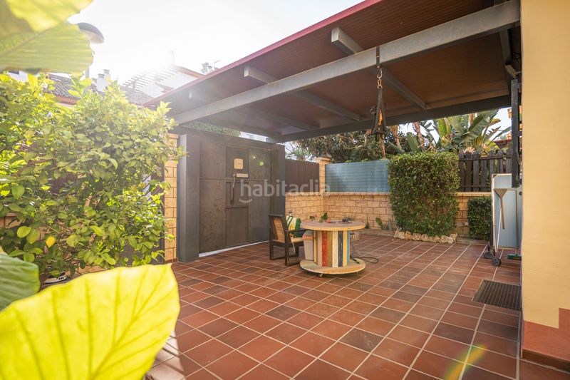 Foto 52650d3e-4b34-4844-b8d3-8e0a170177ad. Casa adossada amb piscina a Cancelada Estepona