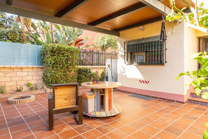 Foto ac2d380c-f4d4-4217-8093-f93c896f3c9e. Casa adossada amb piscina a Cancelada Estepona