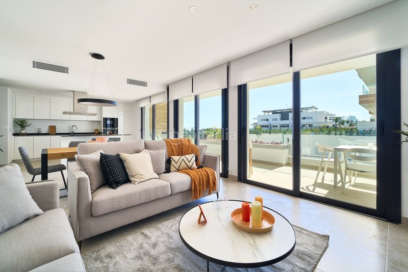 Foto 1793d4ba-52a7-4c9d-952e-3d11cbbd9ace. Apartament amb aparcament piscina a Nueva Atalaya Estepona