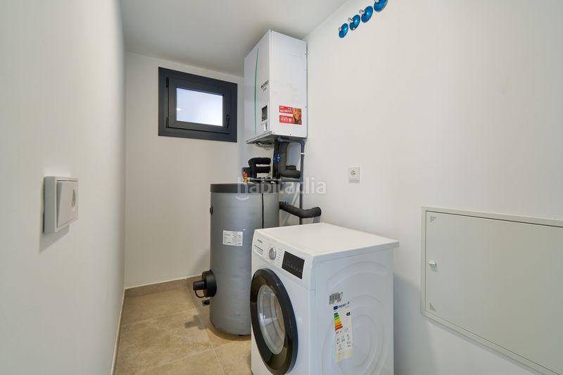 Foto 772bafa9-dde6-44c5-b56a-94cca1246e15. Apartament amb aparcament piscina a Nueva Atalaya Estepona