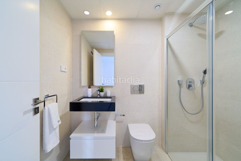 Foto 7de73aaf-3429-4495-8c3f-e83579a45d7b. Apartament amb aparcament piscina a Nueva Atalaya Estepona