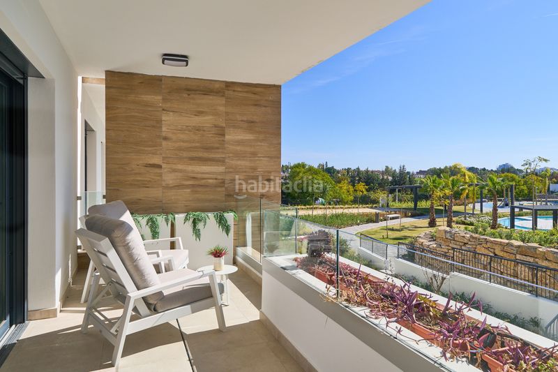 Foto 96420e02-186f-482a-8f4c-6c40a959c8c9. Apartament amb aparcament piscina a Nueva Atalaya Estepona