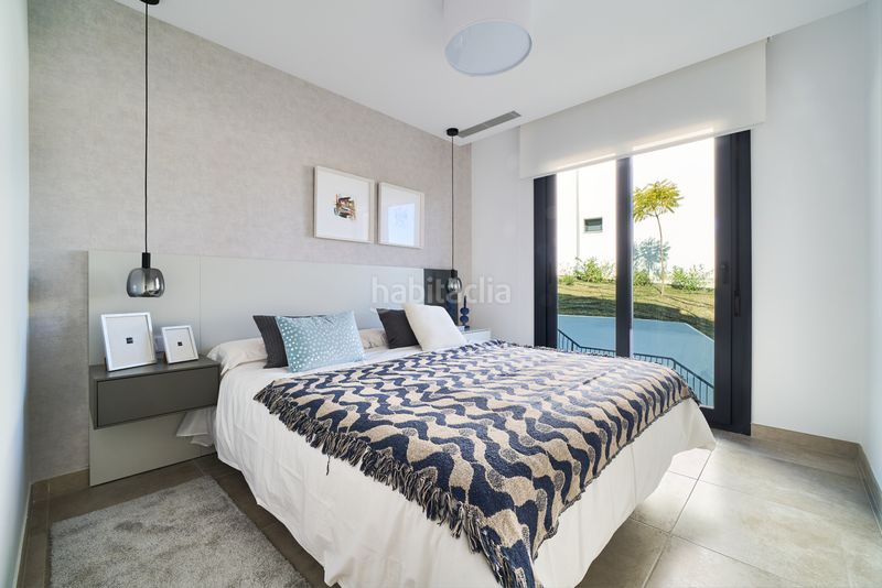 Foto b7c4abc8-6416-432f-abe4-f20a5ee6bd2a. Apartament amb aparcament piscina a Nueva Atalaya Estepona