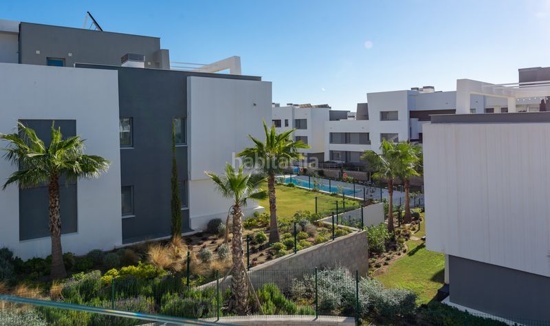 Foto 6bf52943-8daf-4ff4-ae9b-7a4f0569822d. Apartament amb aparcament piscina a Centro Estepona
