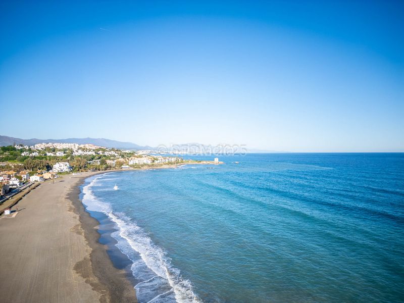 Foto a9ba8451-33f7-4da9-9561-3b513c1d34c4. Casa bifamiliare in marina de Casares 21 in marina de Casares Casares
