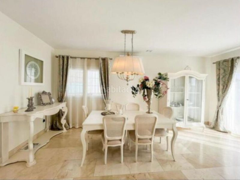 Foto 043b7f08-6c11-46c8-8702-077d2016166b. Casa amb aparcament a Sotogrande alto Sotogrande