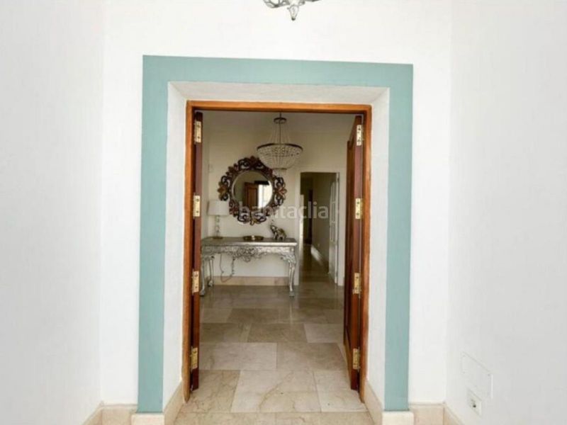 Foto 6009e5df-d7b4-4d5f-a2bb-4288898cf72f. Casa amb aparcament a Sotogrande alto Sotogrande