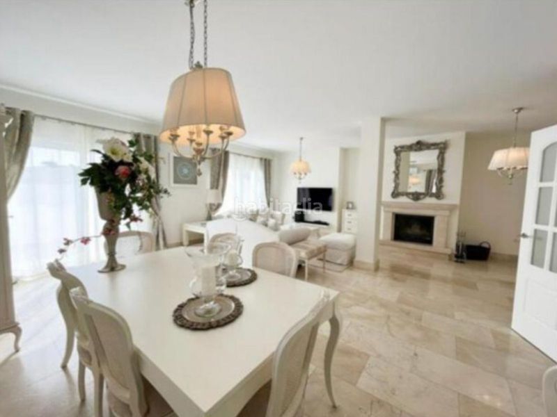 Foto 7e5eb631-7e78-4ff9-86fd-f84775aea6f0. Casa amb aparcament a Sotogrande alto Sotogrande
