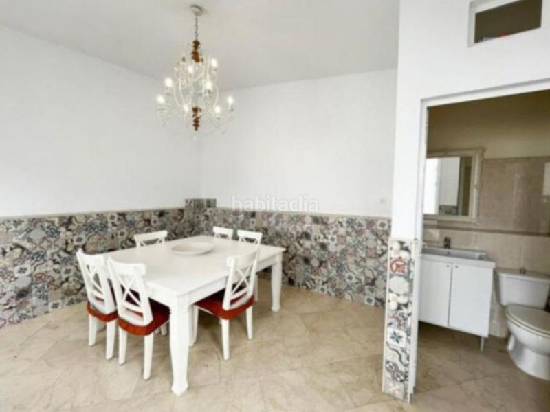 Foto eee31bdf-e3ab-4883-aa35-615c65924722. Casa amb aparcament a Sotogrande alto Sotogrande